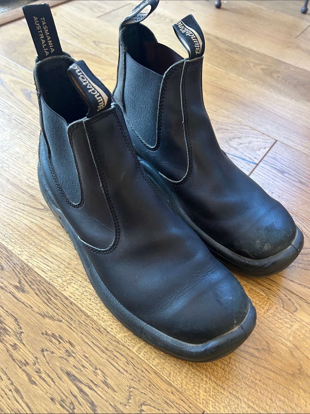 Blundstone Black Chelsea Work Boots